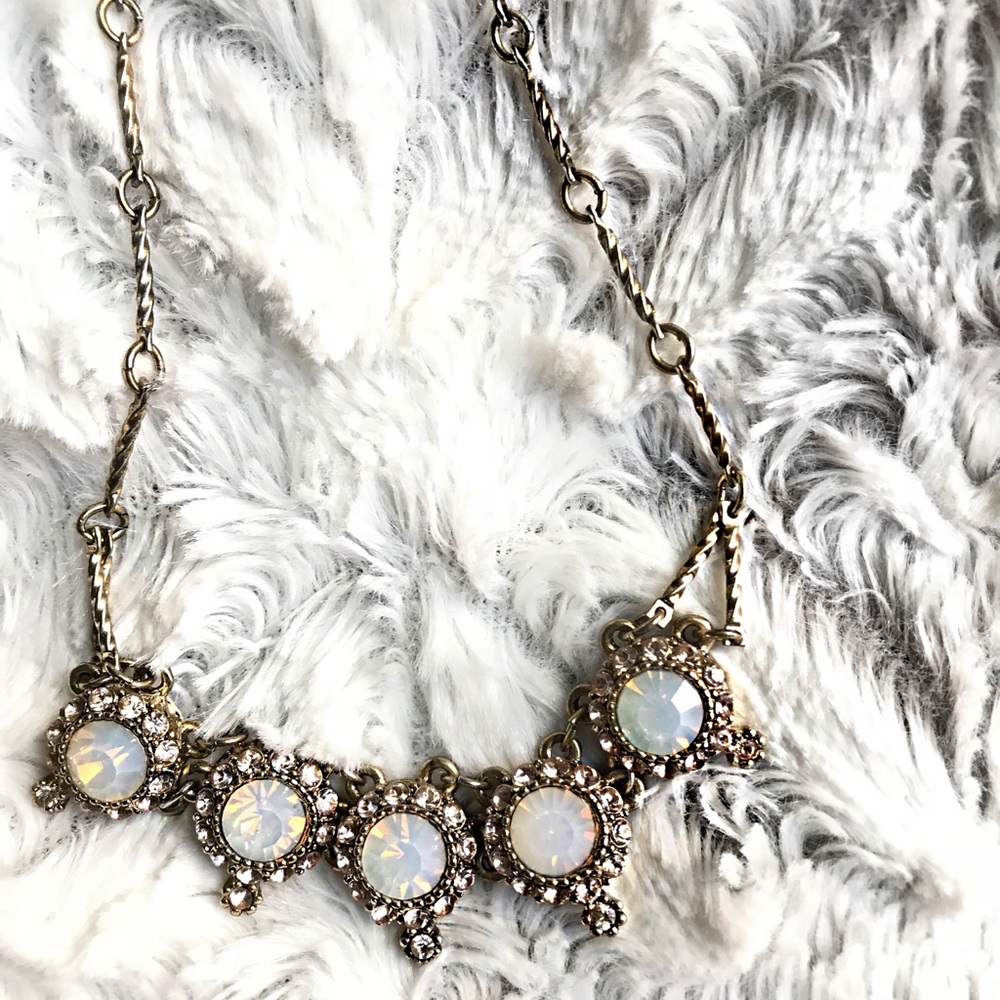 Beautiful neckpiece